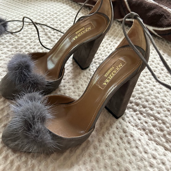 Grey Suede Aquazzura Pom Pom Block Heel Size 35 or 5 - Picture 3 of 10